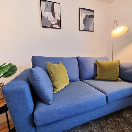 Cosy Apartment Nearby Train Station! Watford  Eksteriør bilde