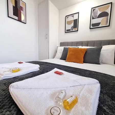 Cosy Apartment Nearby Train Station! Watford  Eksteriør bilde