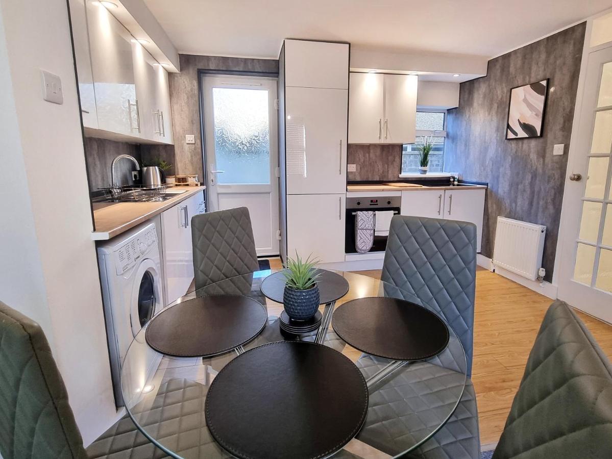 Cosy Apartment Nearby Train Station! Watford  Eksteriør bilde